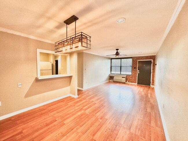 Photo - 3101 Highland Rd