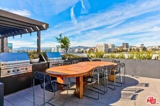Photo - 10777 Wilshire Blvd