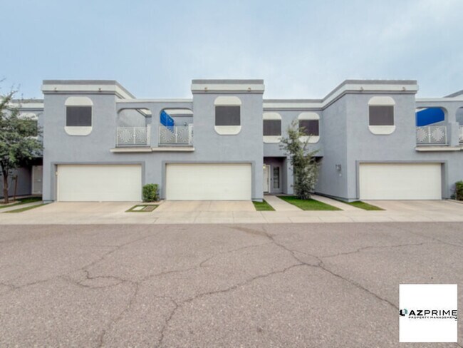 Photo - Welcome to this beautifully maintained 2/2.5 condo in Phoenix!
