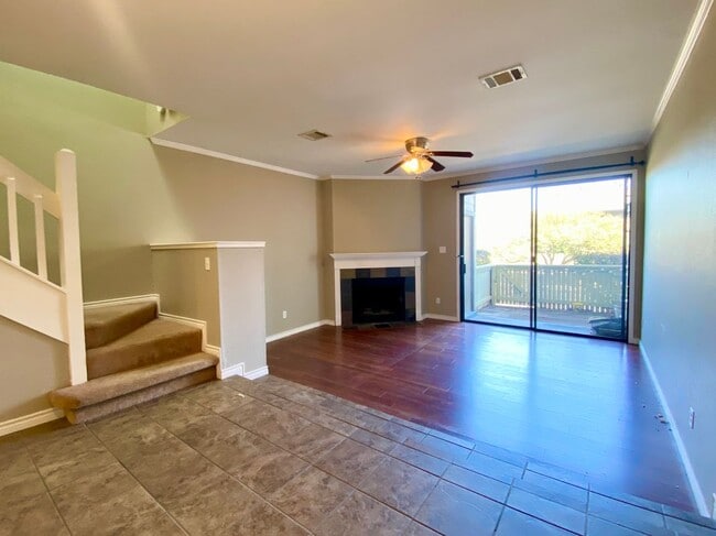 Photo - 1804 Capital Pkwy