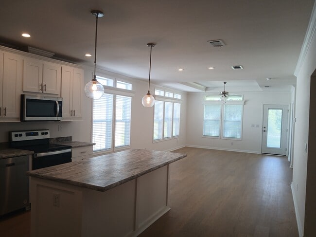 Photo - 620 Pine Brook Cir