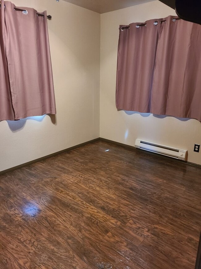 Photo - AVAILABLE NOW! Updated Turn key Cabin In M...