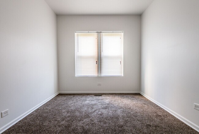 7846 S Saginaw