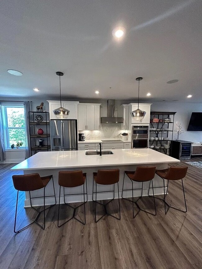 Photo - Stunning 3 Bed 2.5 Bath, Open Concept Town...