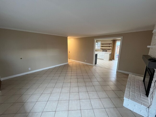 Photo - Single Level Home Close to Downtown Redmon...