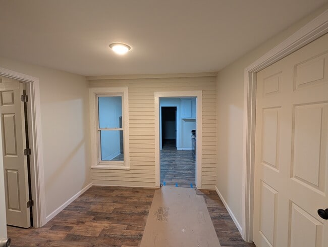 Building Photo - 37 Congress St Unit B