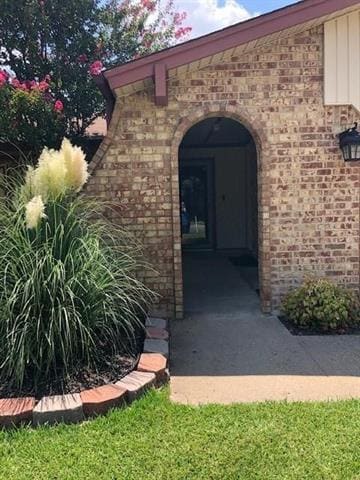 Photo - 5916 Birchhill Rd