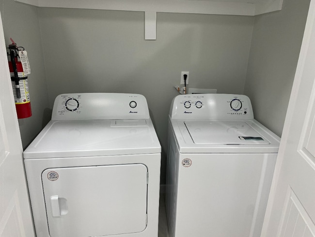 Photo - 2511 N Vineyard Ave Unit 2