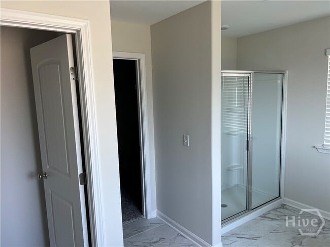 Photo - 105 Shelton Dr