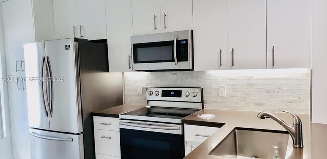 Photo - 16691 Hemingway Dr
