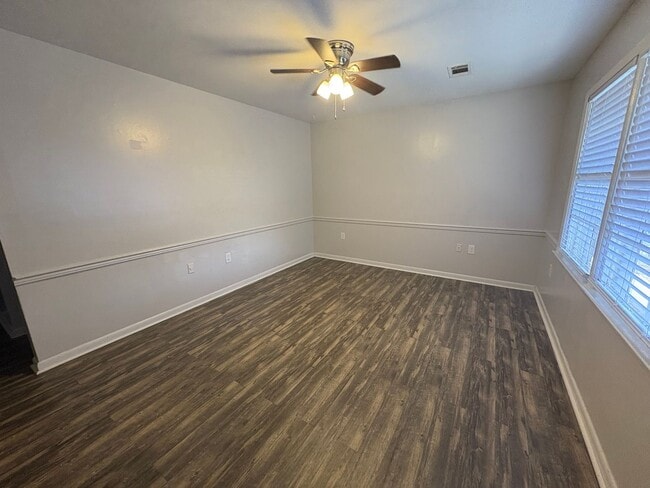 Photo - 406 Russell Pkwy Unit 4