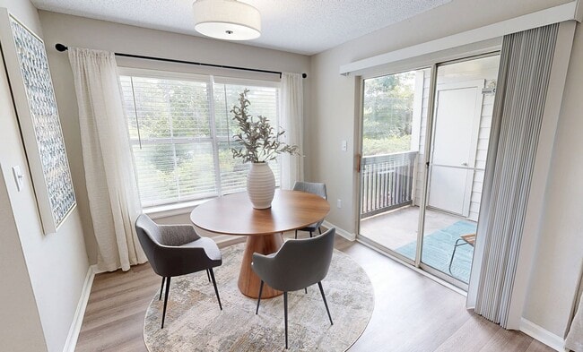 1250 West_2025_Dining_Reno - 1250 West Apartments