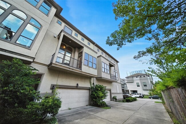 Building Photo - 2318 Camden Dr Rental