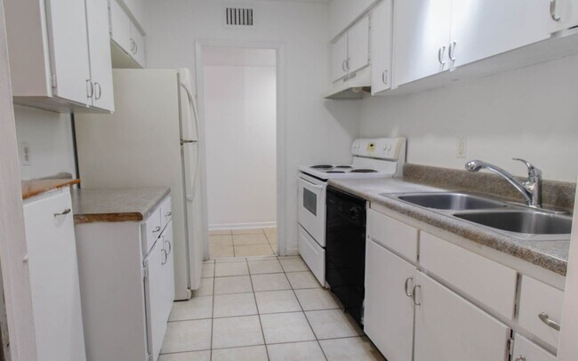 Photo - 119 Krueger St