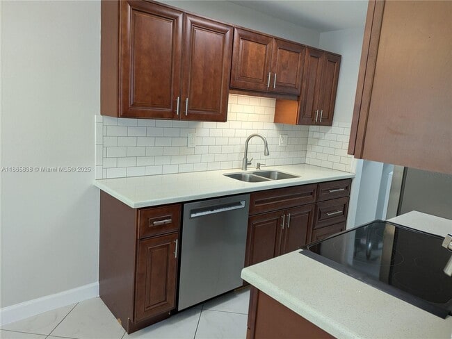 Photo - 811 SW 13th St Apartamento Unidad 2