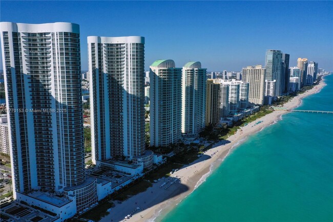 Building Photo - 16001 Collins Ave Unit 1406 Rental