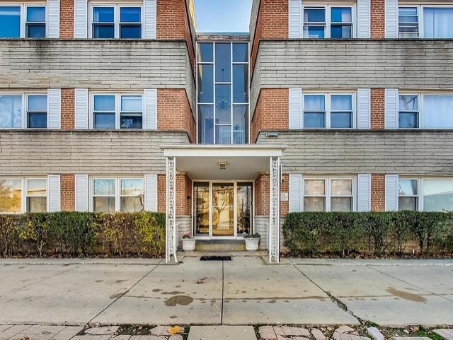 Building Photo - 4949 Church St Unit 306