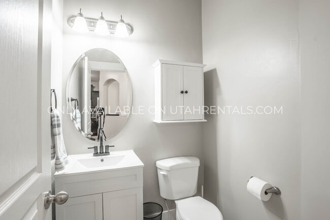Photo - 198 Segovia Ln