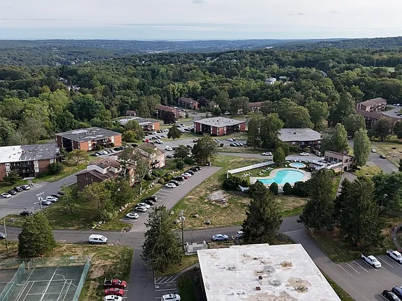 Photo - 79 Balance Rock Rd Unit Apt 14