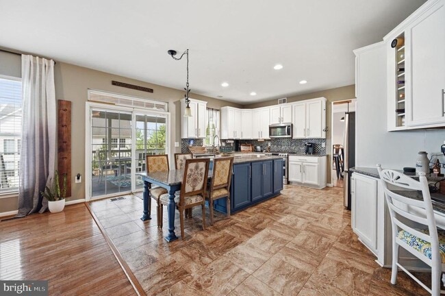 Photo - 753 Bonnie Ridge Dr NE