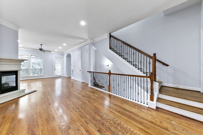 Photo - 3319 Bingham Manor Ln