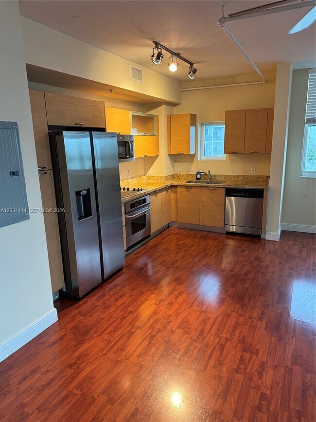 Photo - 3180 SW 22nd St Unit 701
