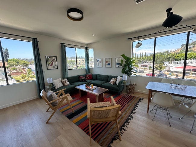 Building Photo - 3290 N Canary Way Rental