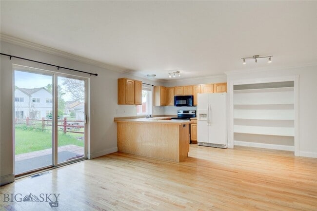 Photo - 3 bedroom 2 bath townhome in Bozeman!