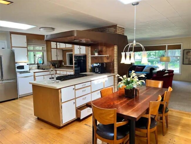 Photo - 4005 W 44th St