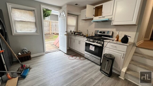 Building Photo - NORTH BURGHER AVENUE