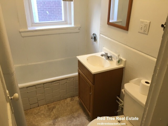 Photo - 109 Brainerd Rd Unit 2