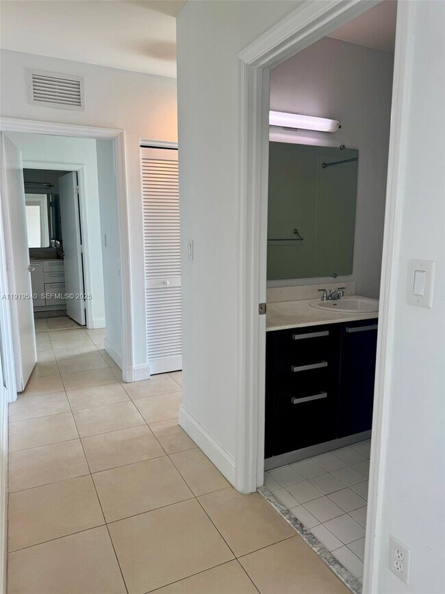 Photo - 2525 SW 3rd Ave Unit 1109