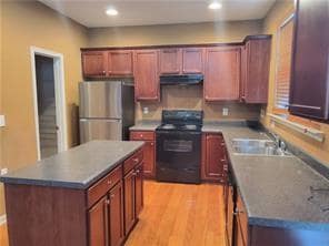 Photo - 945 Pierce Brennen Dr NE