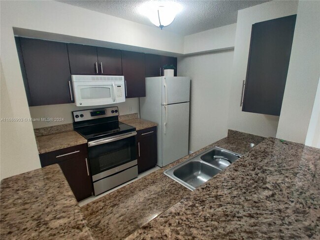 Photo - 11165 SW 6th St Unit 204