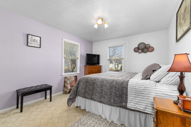 Photo - 1204 Avenue E