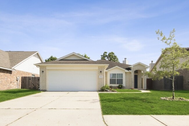 Building Photo - 19033 Hammer Ln