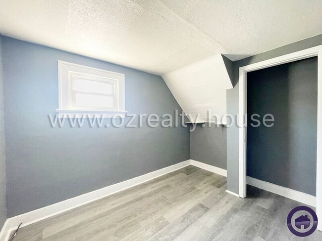 Photo - 1402 Prouty Ave