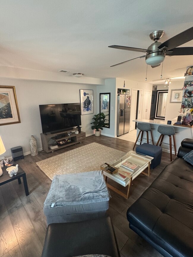Photo - 2827 13th St NW Unit 2