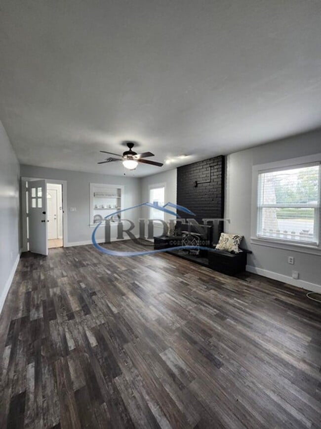 831 I St