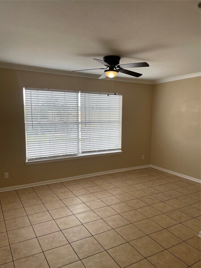 Photo - 4711 Palisade Dr Unit 407