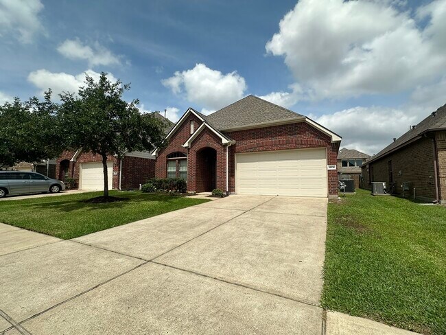 Photo - 25710 Westbourne Dr