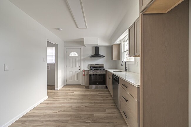 Photo - 2018 Horace J Bryant Jr Dr