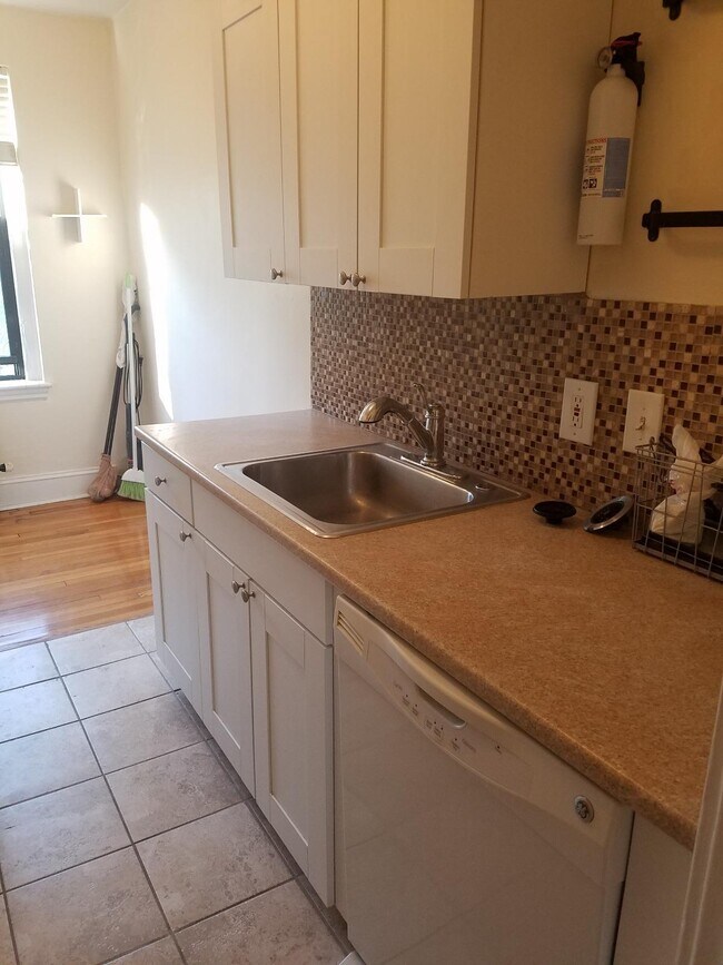 Photo - 131 Jersey St Unit 114