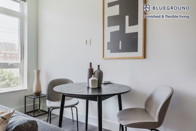 Photo - 104 12th Ave Unidad GO FL6-ID745