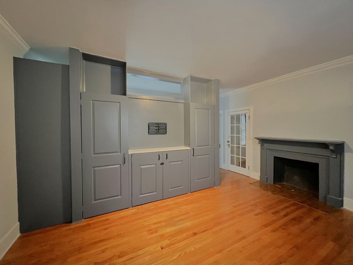 Photo - 50 E Housatonic St Unit #1