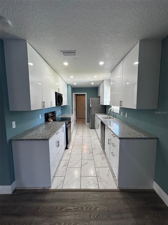 Photo - 512 Providence Blvd Casa