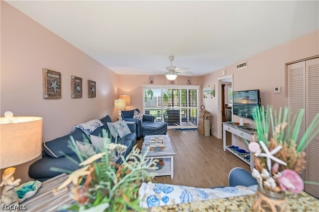 Building Photo - 5255 Coronado Pkwy Unit 4