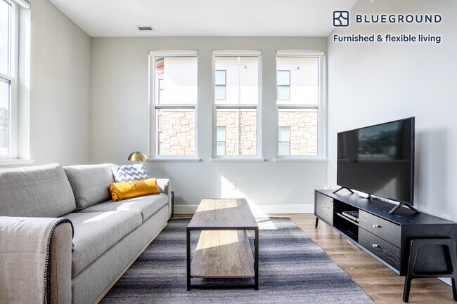 Photo - 331 El Camino Real Unidad FL2-ID439