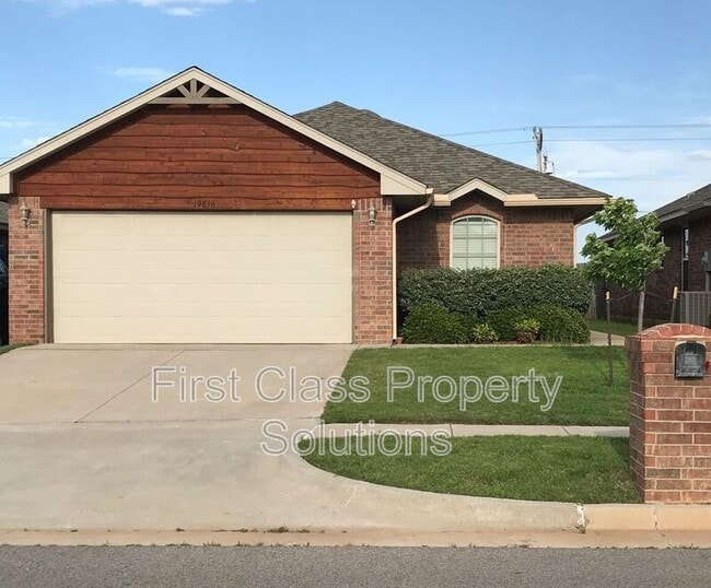 Building Photo - 19816 Serenade Way