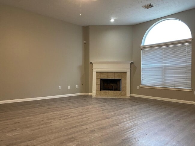Photo - 18215 Linden Forest Ln